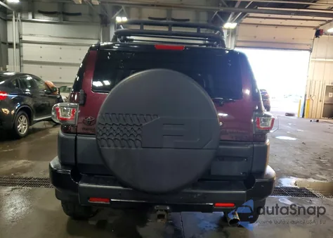 2007 Toyota Fj Cruiser z USA, uszkodzony, nr VIN JTEBU11F770093319